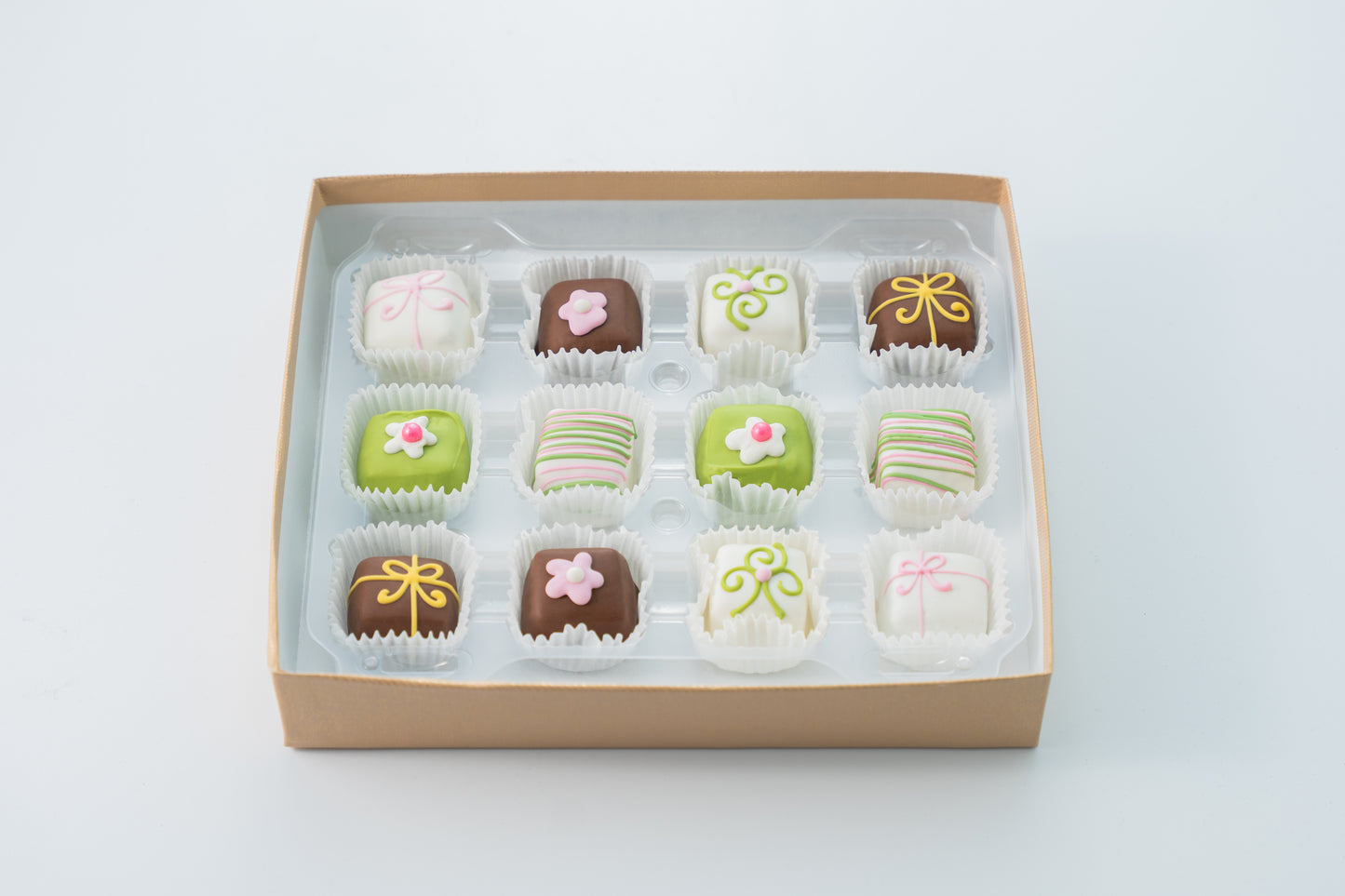 12oz 12 piece Gourmet Summer Cake Bites Box